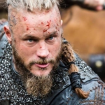 Ragnar Lothbrok - Vikings - History Channel